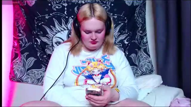 Image 8 of dolled_up_cvnt Stream on Chaturbate on 1 month ago