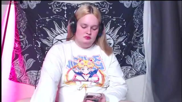 Image 10 of dolled_up_cvnt Stream on Chaturbate on 1 month ago