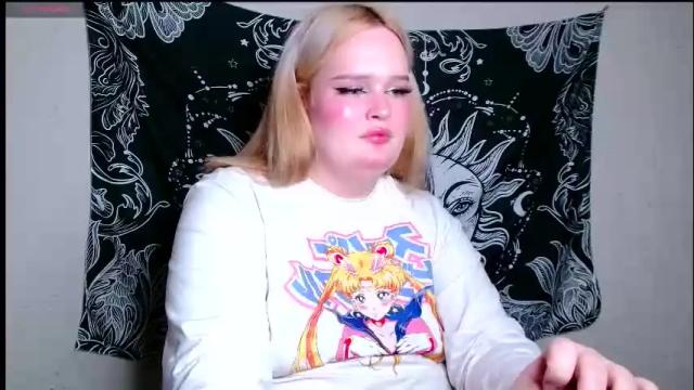 Image 2 of dolled_up_cvnt Stream on Chaturbate on 4 days ago