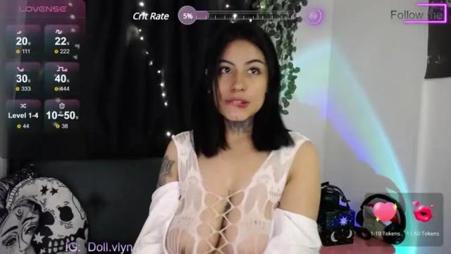 Image 12 of dollhoneycam Stream on Chaturbate on 18 months ago