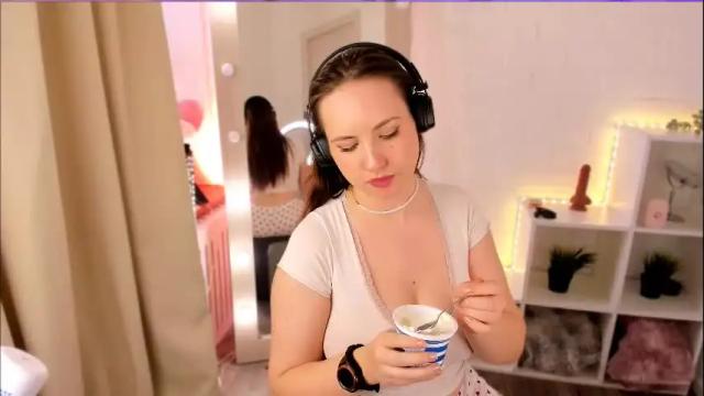 Image 10 of dollybliss Stream on Chaturbate on 2 months ago