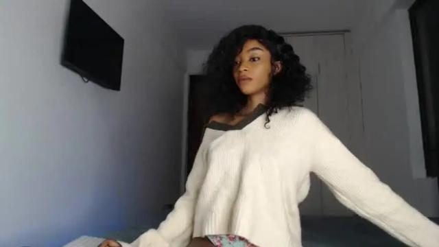 Image 4 of dollyjenne Stream on Chaturbate on 16 months ago
