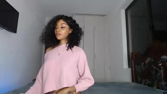 Image 2 of dollyjenne Stream on Chaturbate on 16 months ago