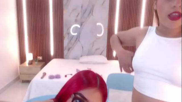 Image 3 of domenica_west Stream on Chaturbate on 19 days ago