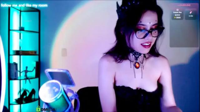 Image 2 of domgiirl Stream on Chaturbate on 7 days ago