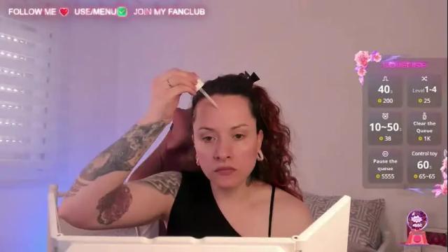 Image 3 of domina_deivis Stream on Chaturbate on 1 month ago