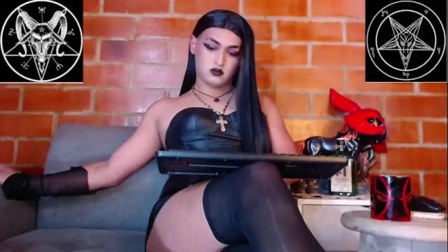 Image 8 of domina_lilith Stream on Chaturbate on 1 month ago