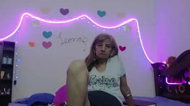 Image 3 of dominaleona Stream on Chaturbate on 15 months ago