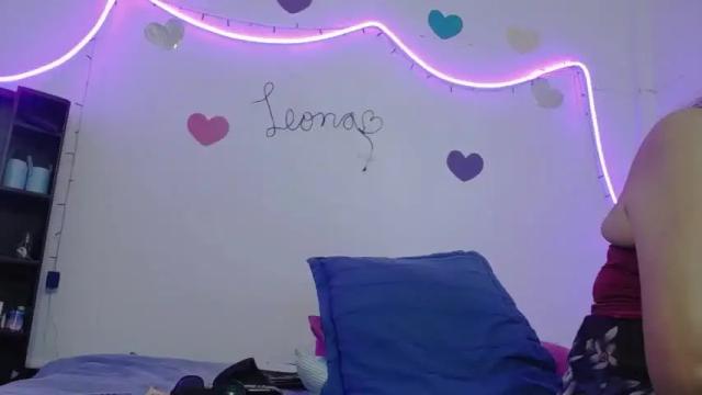 Image 12 of dominaleona Stream on Chaturbate on 15 months ago
