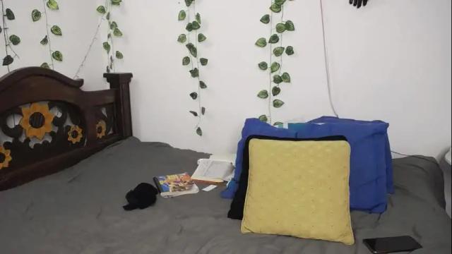 Image 3 of dominaleona Stream on Chaturbate on 2 months ago