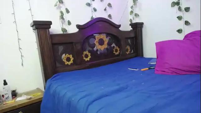 Image 10 of dominaleona Stream on Chaturbate on 2 months ago