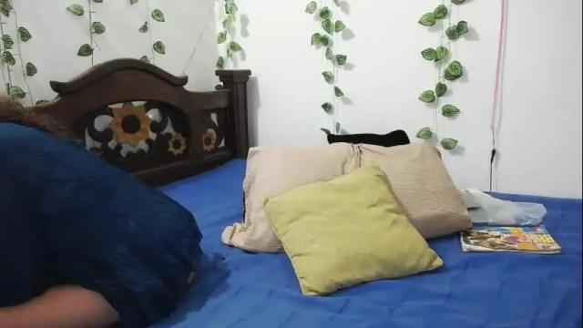 Image 4 of dominaleona Stream on Chaturbate on 1 month ago