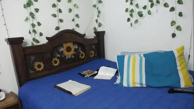 Image 11 of dominaleona Stream on Chaturbate on 21 days ago