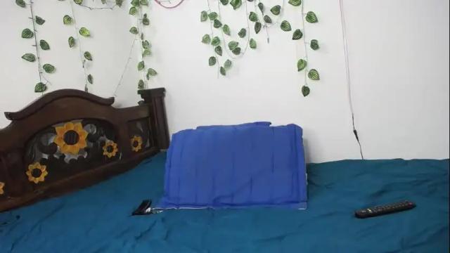 Image 4 of dominaleona Stream on Chaturbate on 13 days ago