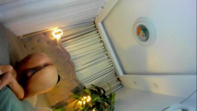 Image 11 of dominantgoddessontop Stream on Chaturbate on 13 days ago