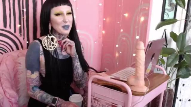 Image 3 of dominatrixmars Stream on Chaturbate on 2 months ago