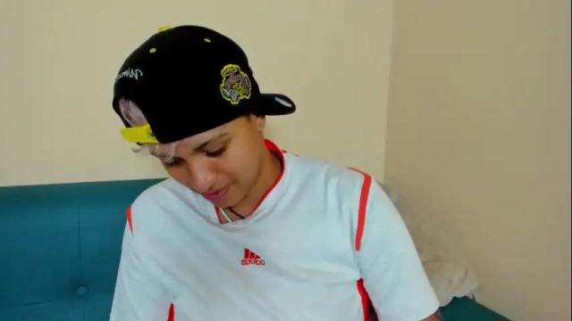 Image 7 of dominick_joness Stream on Chaturbate on 2 months ago