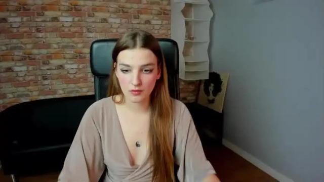 Image 3 of dominiqqa Stream on Chaturbate on 13 months ago