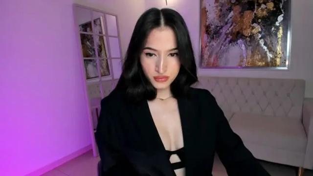 Image 6 of dominiquevega_ Stream on Chaturbate on 14 months ago