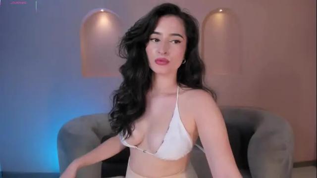 Image 6 of dominiquevega_ Stream on Chaturbate on 1 month ago