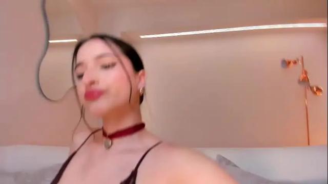 Image 6 of dominiquevega_ Stream on Chaturbate on 1 month ago