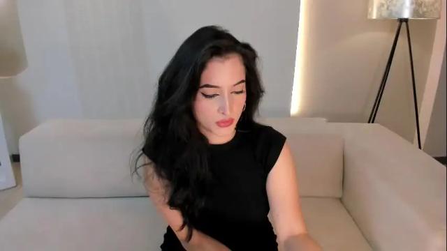 Image 2 of dominiquevega_ Stream on Chaturbate on 29 days ago