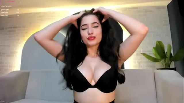 Image 12 of dominiquevega_ Stream on Chaturbate on 27 days ago
