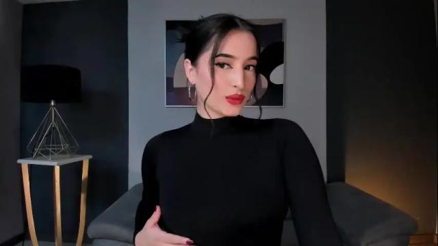 Image 4 of dominiquevega_ Stream on Chaturbate on 25 days ago