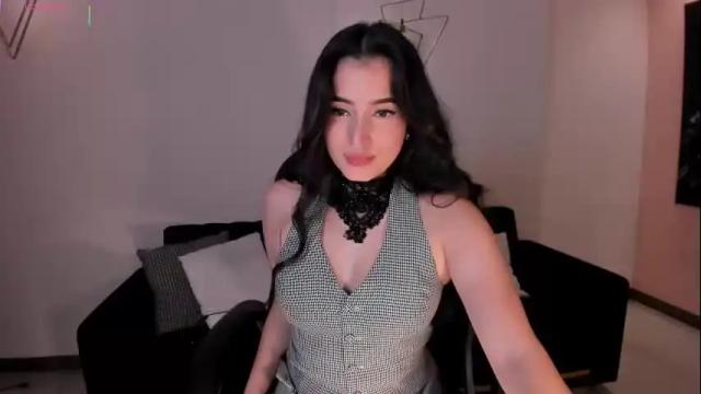Image 2 of dominiquevega_ Stream on Chaturbate on 13 days ago