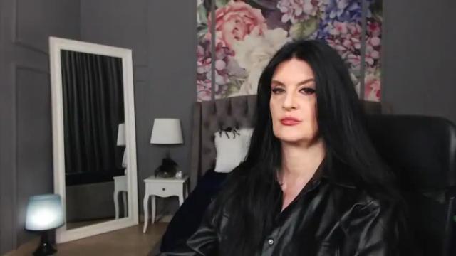 Image 2 of dommelisa Stream on Chaturbate on 13 months ago