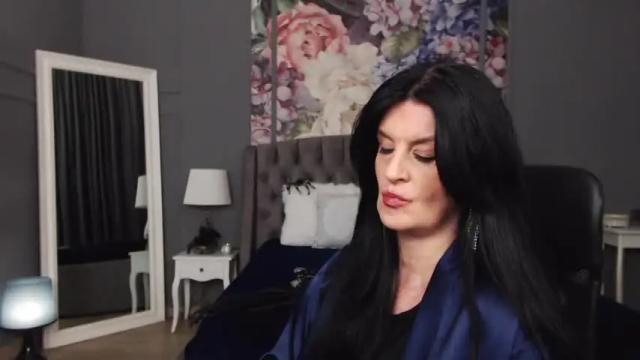 Image 6 of dommelisa Stream on Chaturbate on 13 months ago