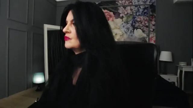 Image 2 of dommelisa Stream on Chaturbate on 14 days ago