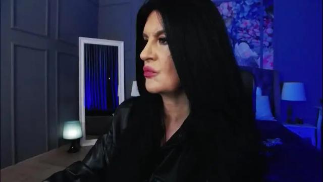 Image 12 of dommelisa Stream on Chaturbate on 18 days ago