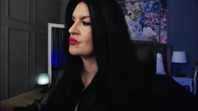 Image 6 of dommelisa Stream on Chaturbate on 12 days ago