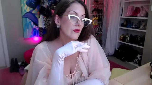 Image 7 of dommetomorrow Stream on Chaturbate on 2 months ago