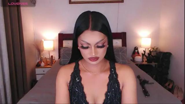 Image 10 of donia_maria Stream on Chaturbate on 2 months ago