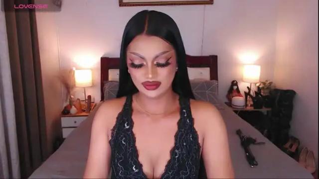 Image 6 of donia_maria Stream on Chaturbate on 2 months ago