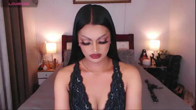 Image 8 of donia_maria Stream on Chaturbate on 2 months ago