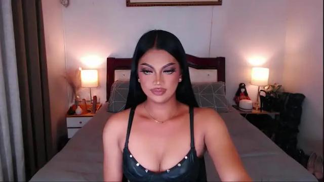 Image 3 of donia_maria Stream on Chaturbate on 2 months ago