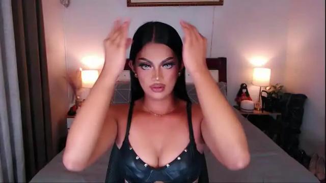 Image 4 of donia_maria Stream on Chaturbate on 2 months ago