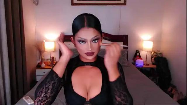Image 11 of donia_maria Stream on Chaturbate on 2 months ago