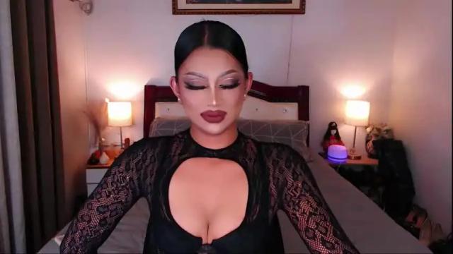 Image 2 of donia_maria Stream on Chaturbate on 2 months ago