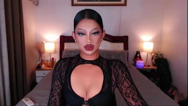Image 4 of donia_maria Stream on Chaturbate on 2 months ago