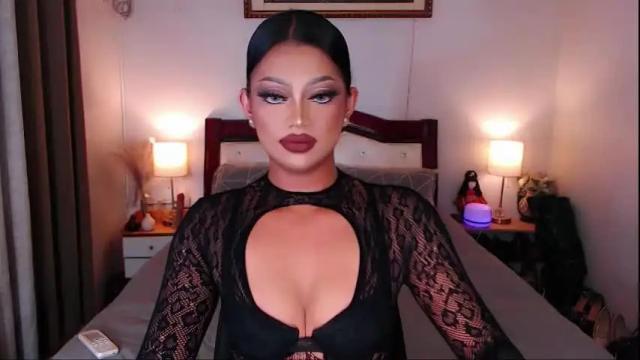 Image 7 of donia_maria Stream on Chaturbate on 2 months ago