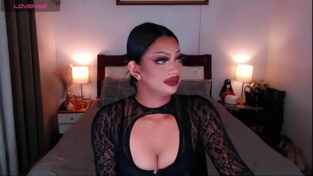 Image 10 of donia_maria Stream on Chaturbate on 2 months ago