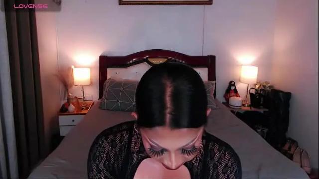 Image 11 of donia_maria Stream on Chaturbate on 2 months ago