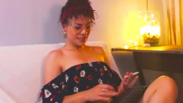 Image 8 of donnacurlysunshine Stream on Chaturbate on 15 months ago