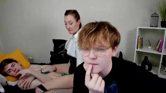Image 10 of dont_worry_dear Stream on Chaturbate on 14 months ago