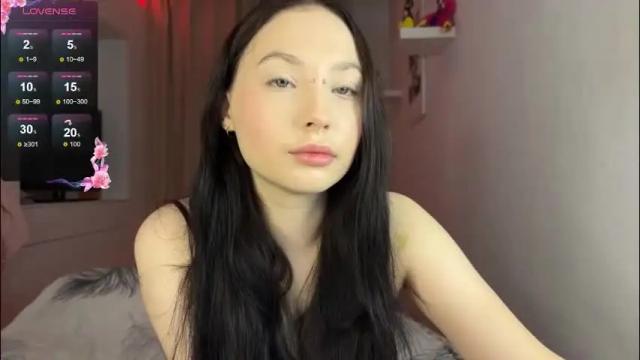 Image 3 of dontoch Stream on Chaturbate on 1 month ago