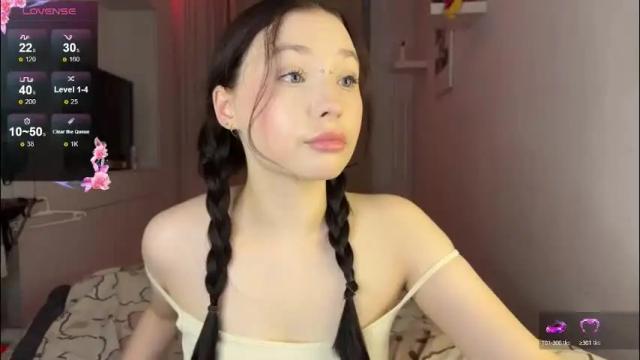 Image 10 of dontoch Stream on Chaturbate on 26 days ago